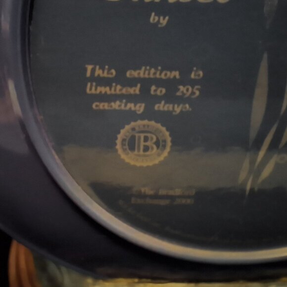 The Bradford Exchange Paradise Discovery Series Vintage Collector Plates - Picture 9 of 11